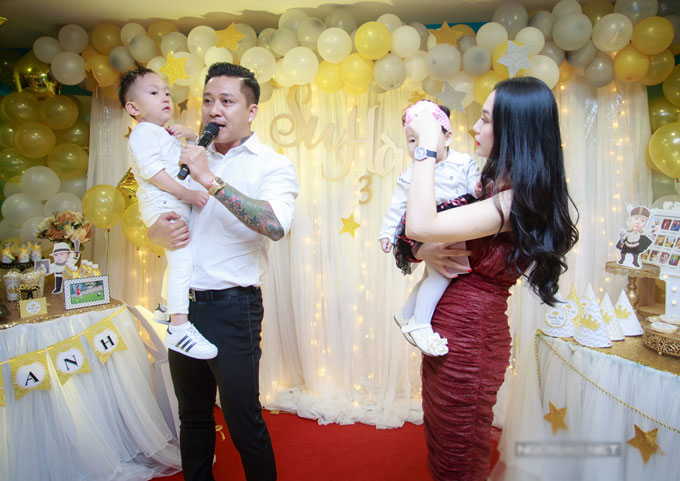 Vợ chồng Tuấn Hưng mở tiệc sinh nhật 3 tuổi hoành tráng cho con trai