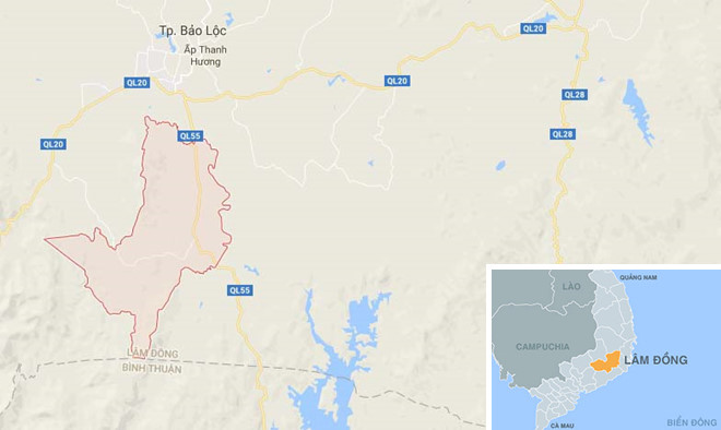 Người đàn ông chết cháy cạnh xe máy