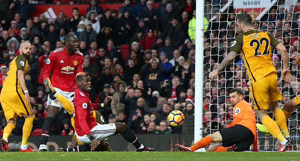 Mourinho nhăn mặt sau trận thắng nhọc nhằn của MU