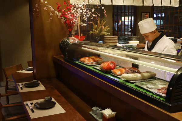 Hải sản Nhật đang bơi: Sáng ở Tokyo, chiều lên bàn nhậu Hà Nội