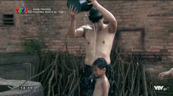 Thương nhớ ở ai tập 7: Xuất hiện mối tình tay ba giữa Nhân, Vạn và Hơn Thương nhớ ở ai tập 7: Xuất hiện mối tình tay ba giữa Nhân, Vạn và Hơn