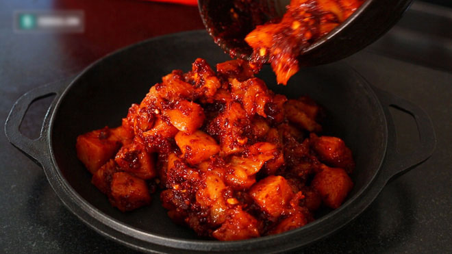 3 kiểu bữa tối nguy hiểm đang âm thầm ăn mòn sức khỏe của gia đình bạn từng ngày!