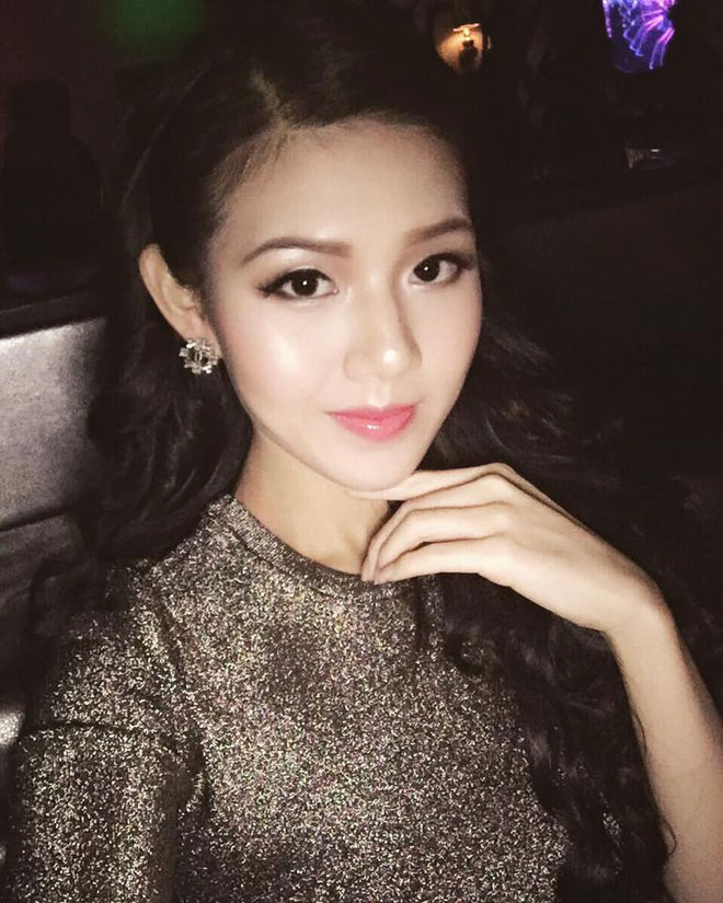 Cuộc sống sang chảnh, xa hoa của 4 cô nàng xinh đẹp trong Hội con nhà giàu Việt Nam Cuộc sống sang chảnh, xa hoa của 4 cô nàng xinh đẹp trong Hội con nhà giàu Việt Nam