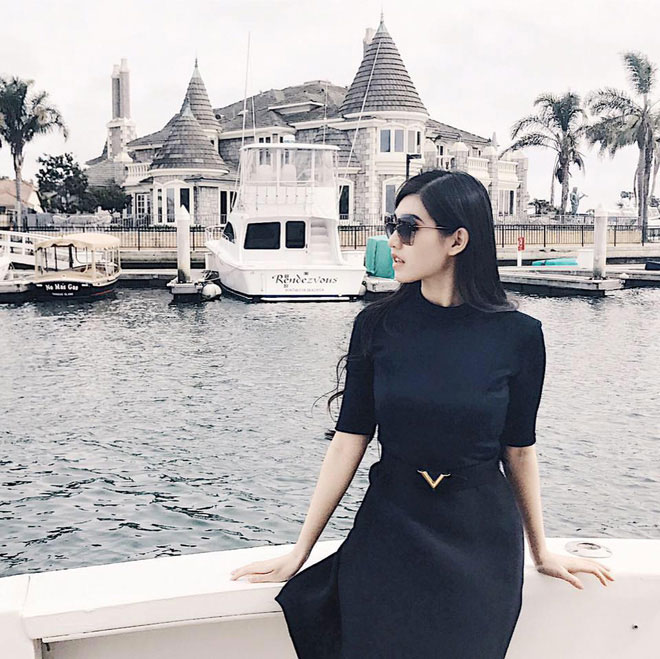 Cuộc sống sang chảnh, xa hoa của 4 cô nàng xinh đẹp trong Hội con nhà giàu Việt Nam Cuộc sống sang chảnh, xa hoa của 4 cô nàng xinh đẹp trong Hội con nhà giàu Việt Nam