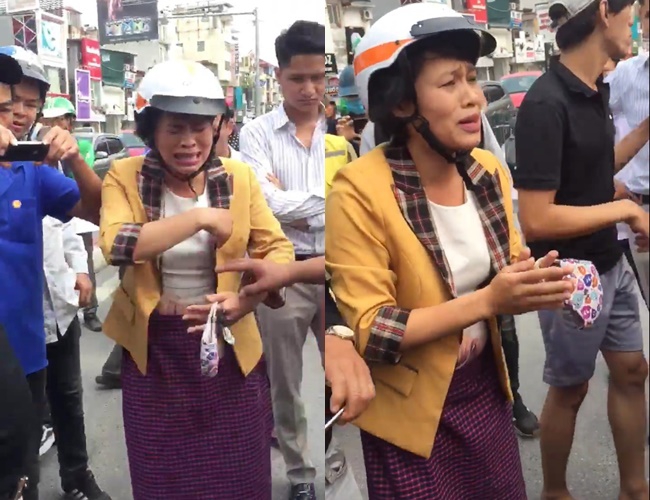 Clip: Nam thanh niên lao thẳng xe máy, chặn bắt đối tượng nghi dàn cảnh giật balo của một phụ nữ trên phố Hà Nội