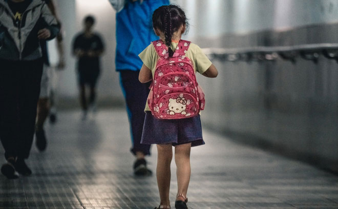 Chùm ảnh: Một nhịp sống Hà Nội thật khác ở phố đi bộ 12 cửa dưới lòng đất trong 10 năm qua