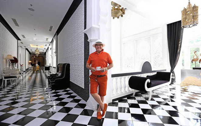 Người đầu tiên phanh phui cửa hàng Khaisilk bán lụa Trung Quốc: Tôi rất sốc và bất bình với việc làm của ông Hoàng Khải