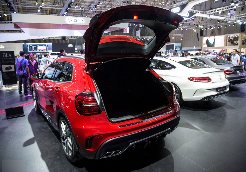 Chi tiết Mercedes GLA 45 AMG giá 2,4 tỷ vừa ra mắt tại VN