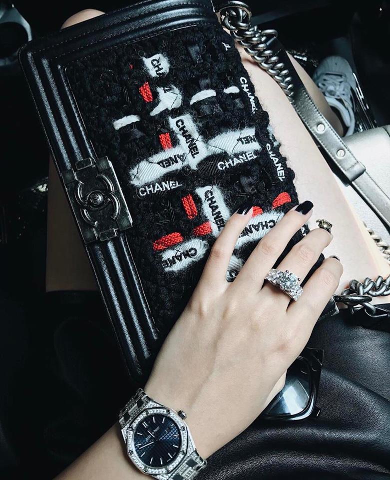 Gia sản đáng ngưỡng mộ của Á hậu Huyền My ở tuổi 22 Gia sản đáng ngưỡng mộ của Á hậu Huyền My ở tuổi 22