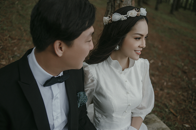 Vợ chồng Dương Cẩm Lynh chụp ảnh cưới cùng con trai 1 tuổi