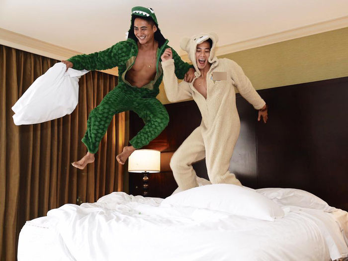 Sau đám cưới đồng tính, bạn đời ngọt ngào mừng sinh nhật Hồ Vĩnh Khoa