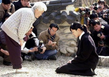 Lee Seung Yeon: Sự nông nổi thời trẻ biến Á hậu đáng tự hào thành kẻ tội đồ bị cả dân tộc Hàn quay lưng