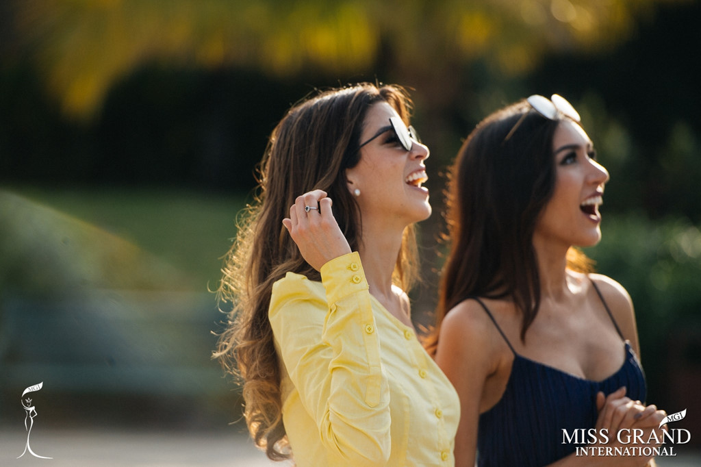 Tân Hoa hậu Hòa bình du lịch Việt Nam sau khi đăng quang