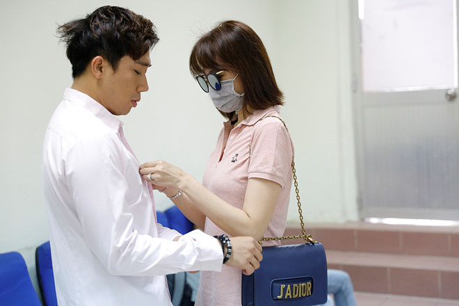 Trấn Thành thân thiết với tình cũ Mai Hồ ở game show