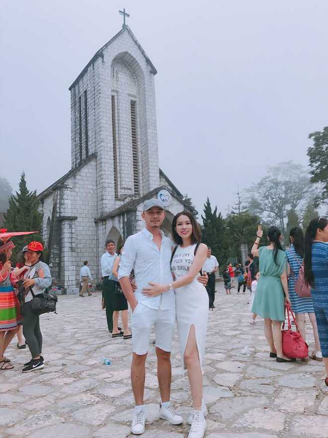 Diễn viên Người phán xử tổ chức ăn hỏi, vợ được khen trẻ trung sành điệu Diễn viên Người phán xử tổ chức ăn hỏi, vợ được khen trẻ trung sành điệu