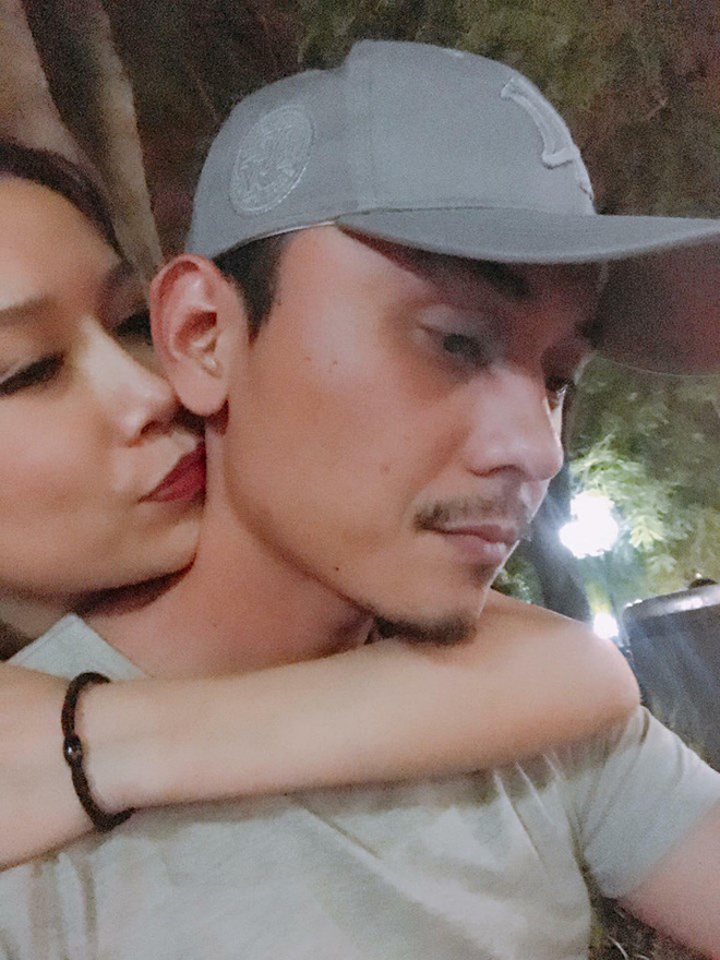 Diễn viên Người phán xử tổ chức ăn hỏi, vợ được khen trẻ trung sành điệu Diễn viên Người phán xử tổ chức ăn hỏi, vợ được khen trẻ trung sành điệu