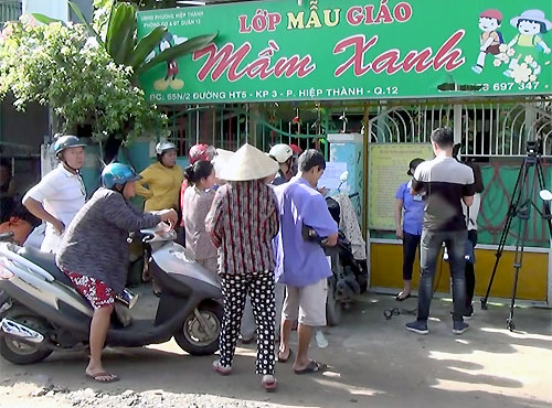 Bảo mẫu ở Sài Gòn: Dùng dao dọa, đánh để trẻ ngoan