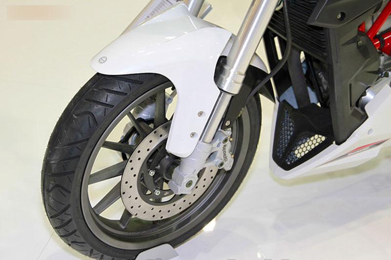 Cận cảnh môtô Benelli BN 251 giá chỉ 63,7 triệu tại Việt Nam