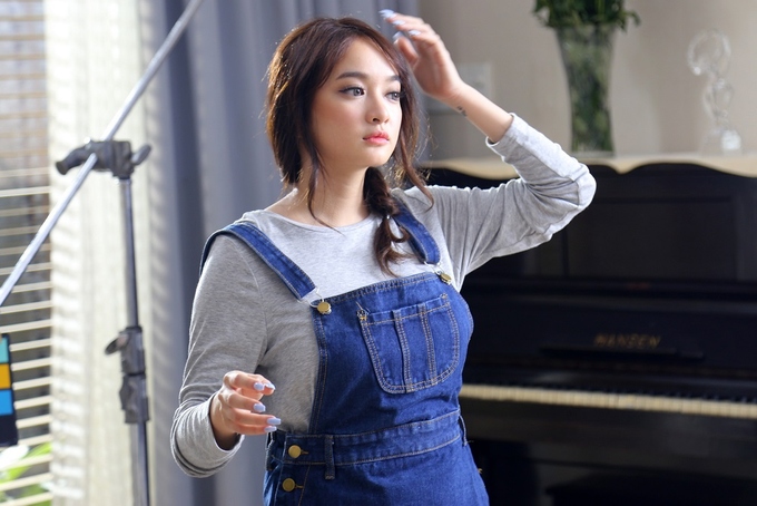 Dàn người đẹp tranh giải nữ chính Bông Sen Vàng 2017