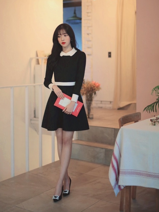 Đầu tuần đến công sở cuốt hút mọi ánh nhìn với đầm đen thanh lịch, quyến rũ