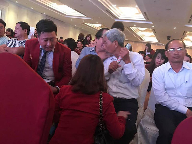 Vụ địa ốc Alibaba bán dự án vịt trời: Canh bạc bịp?!