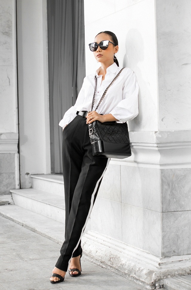 Đoan Trang theo đuổi mốt khoe nội y trên phố