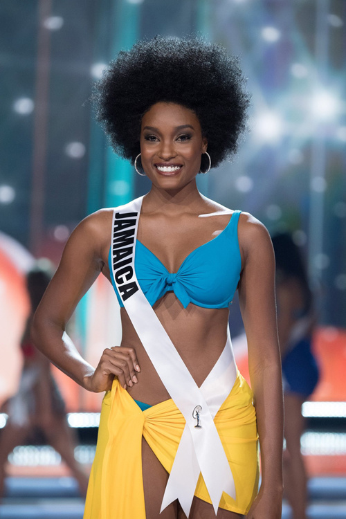 Top 10 Hoa hậu Hoàn vũ 2017 khoe dáng với bikini