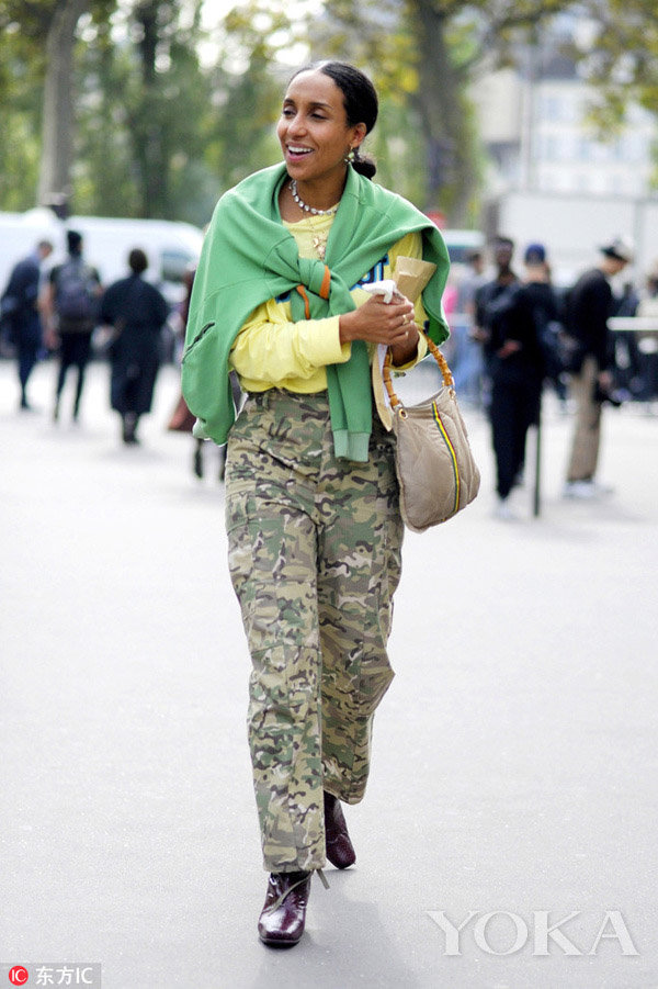 Cánh mày râu ngơ ngác khi chị em biến áo len thành khăn quàng cổ, trang sức ngày lạnh