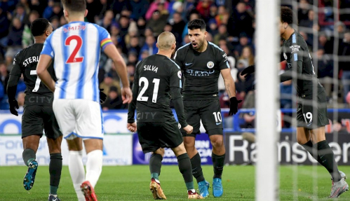 Man City lập hai kỷ lục về chuỗi trận thắng ở Anh