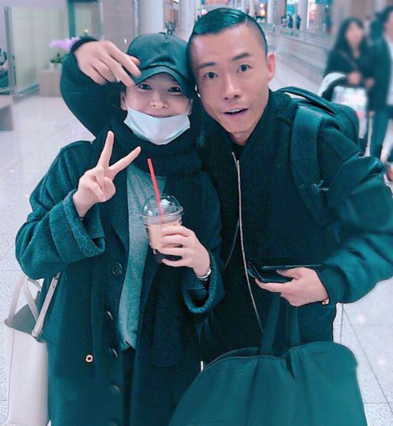 Song Joong Ki lên cân rõ rệt sau tuần trăng mật