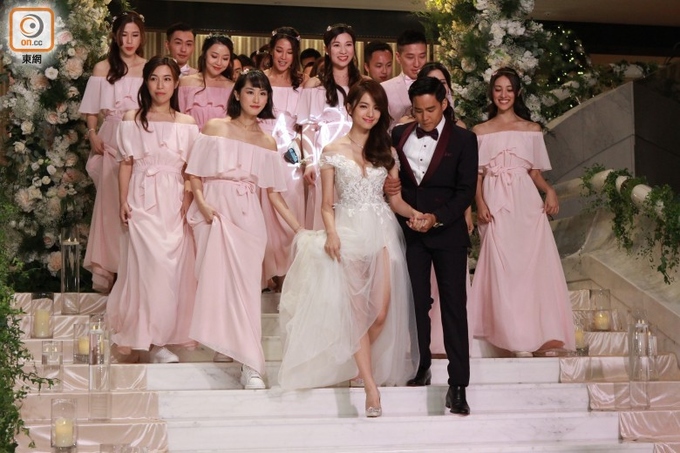 Mỹ nhân TVB kết hôn với bạn trai thiếu gia sau 4 năm yêu chay