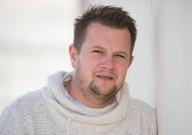 Nàng WAG Ngoại hạng Anh bị tố là kẻ đào mỏ, quyến rũ hàng xóm đã có gia đình