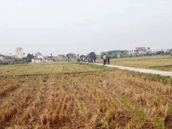 Phát hiện xác cô gái trong cống nước ở Nam Định