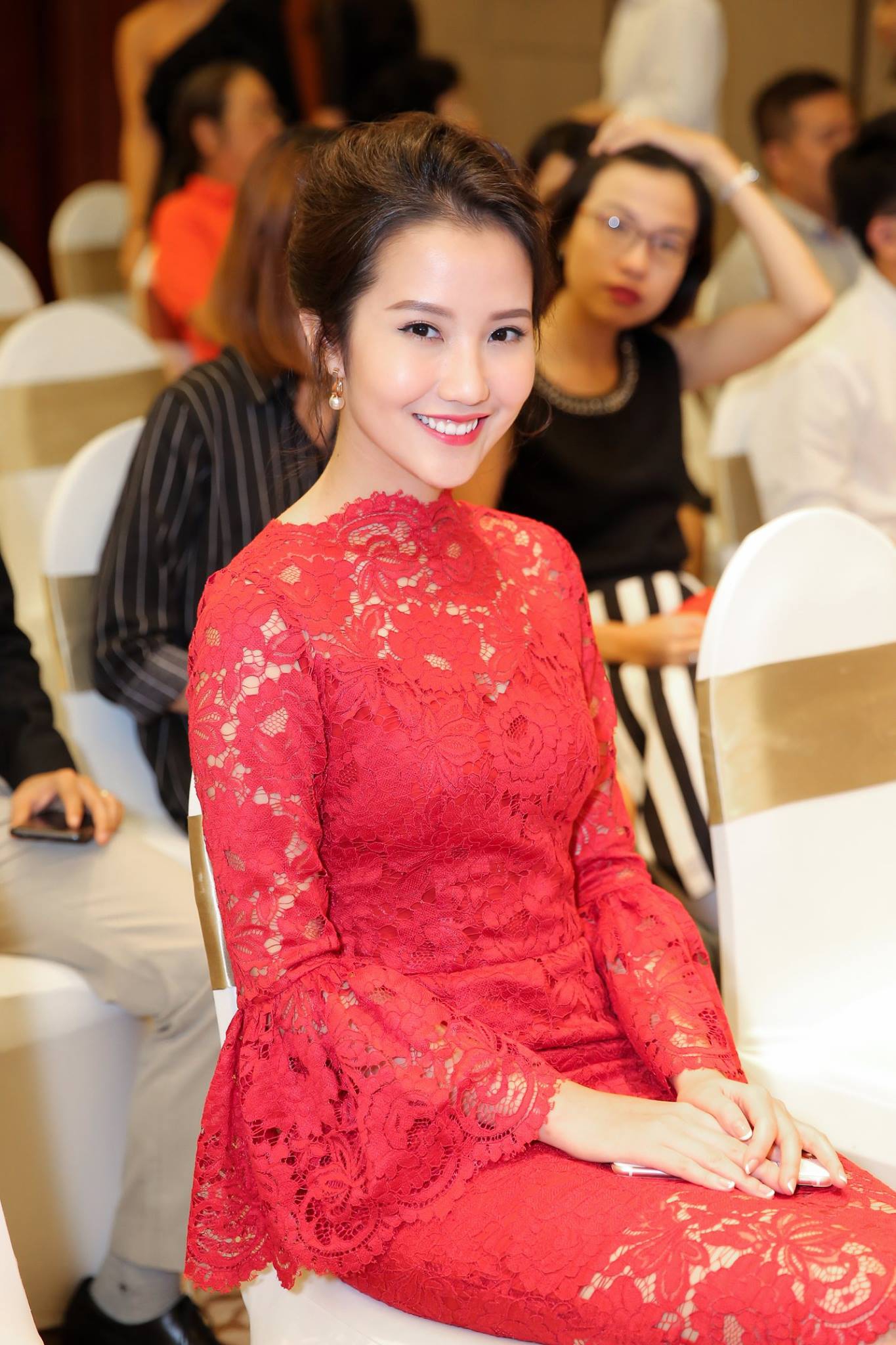 Trương Minh Xuân Thảo - bạn gái tin đồn xinh đẹp, giỏi giang của Phan Thành là ai?