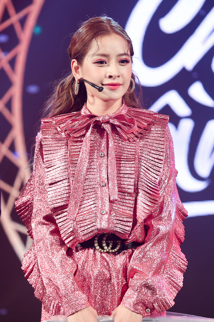 MV mới của Chi Pu tiếp tục thành đề tài để công kích Hương Tràm