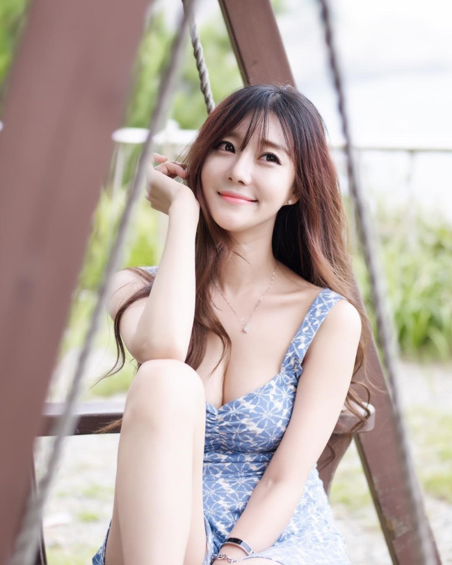 Thỏi nam châm bốc lửa có khuôn mặt ngây thơ nhất làng game Hàn Quốc