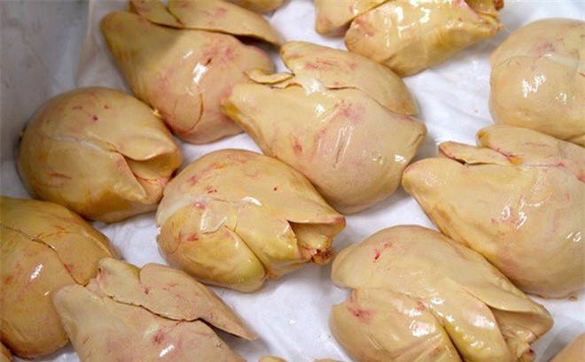 Bữa cơm nhà giàu Việt: ‘Săn tìm tuyệt phẩm gan ngỗng Pháp 2 triệu đồng/kg