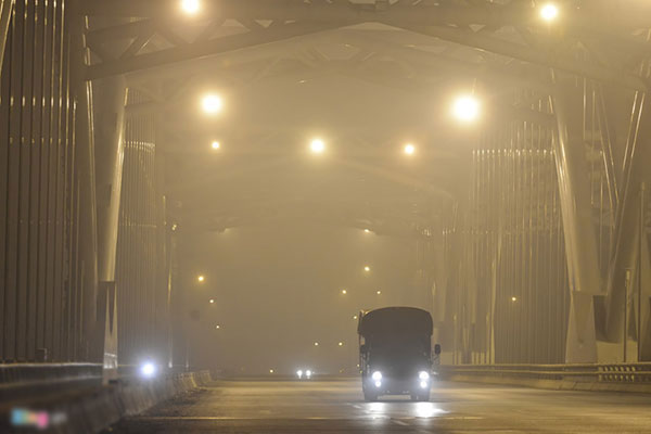 Khói mù bao phủ Hà Nội