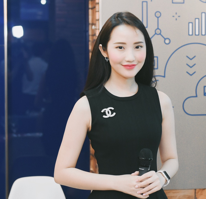 Dân mạng nghi vấn Phan Thành đang hẹn hò với hot girl Trương Minh Xuân Thảo?