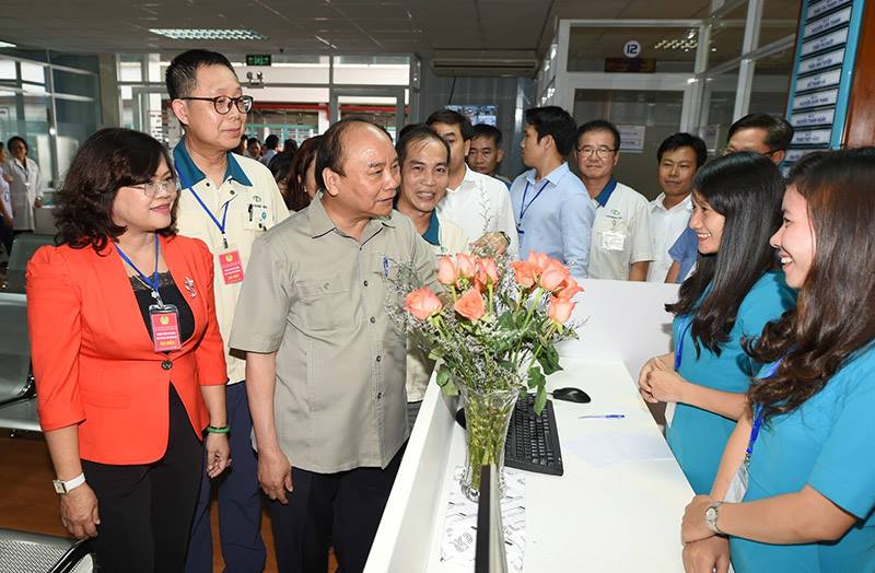 Món quà đặc biệt công nhân tặng Thủ tướng