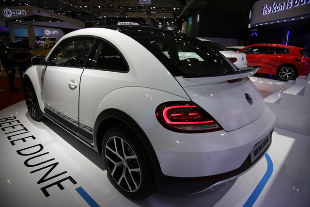 Volkswagen Beetle Dune giá 1,469 tỷ đồng ở Việt Nam