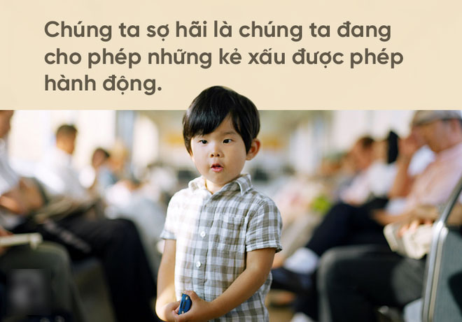 Những bản tin về tội ác với trẻ em khiến chúng ta sợ hãi, nhưng hãy mạnh mẽ, vì chính con mình! Những bản tin về tội ác với trẻ em khiến chúng ta sợ hãi, nhưng hãy mạnh mẽ, vì chính con mình!