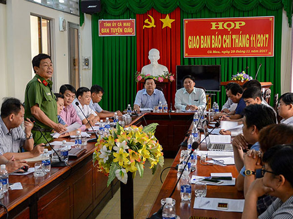 Phó thủ trưởng Cơ quan điều tra Công an Cà Mau bị cách chức