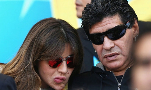 Maradona đề nghị bỏ tù con gái