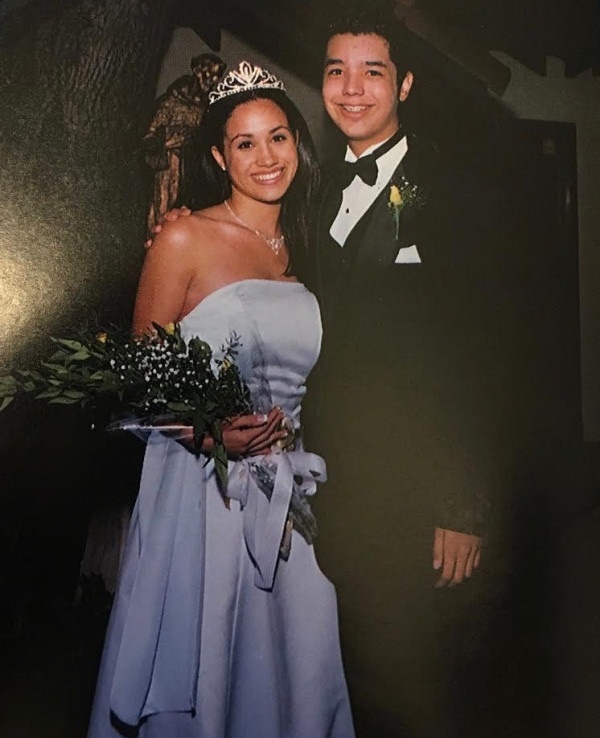 Nhan sắc diễn viên sắp làm vợ hoàng tử Harry qua 36 năm