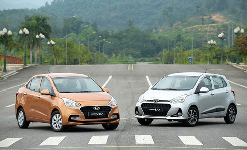 Mua ô tô với giá cao, người Việt vẫn thiệt đủ đường