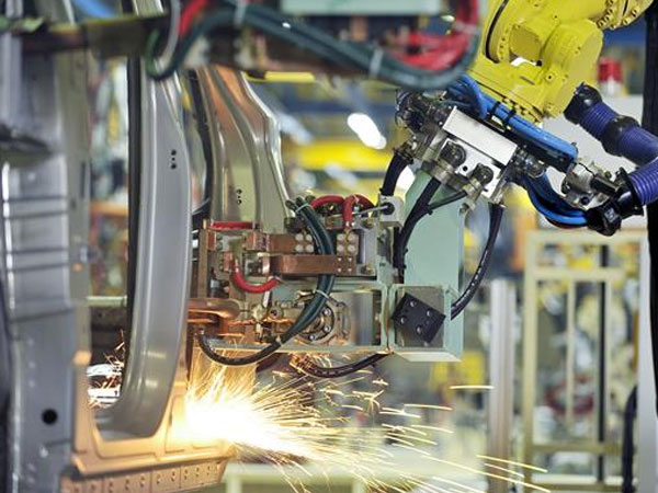 Thuế nhập khẩu nhiều loại linh kiện ô tô về 0%