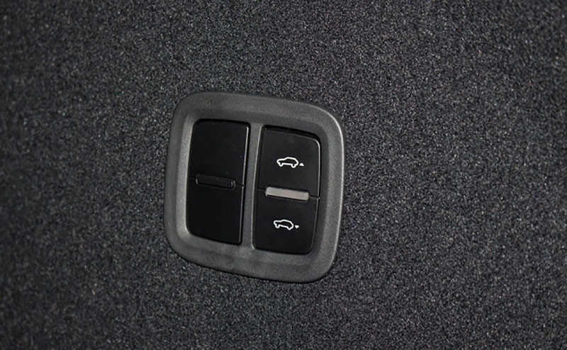 Khám phá Porsche Cayenne S 2018 thêm option, giá 7,7 tỷ đồng vừa về tới Hà Nội