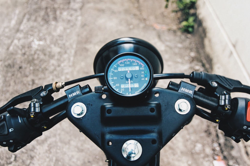 Suzuki GD110 độ phong cách cafe racer tại Việt Nam