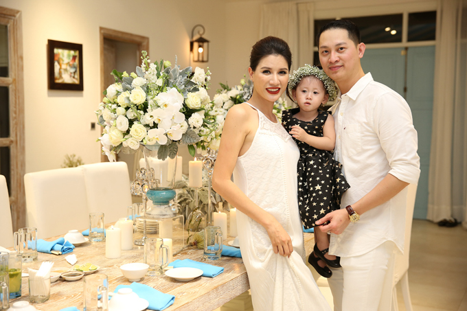 Vợ chồng Trang Trần tổ chức sinh nhật 2 tuổi cho con gái